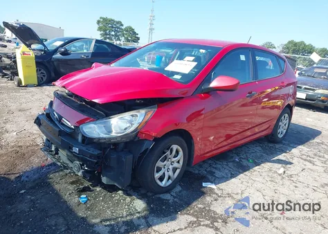 2013 Hyundai Accent Gs z USA, uszkodzony, nr VIN KMHCT5AE1DU071472